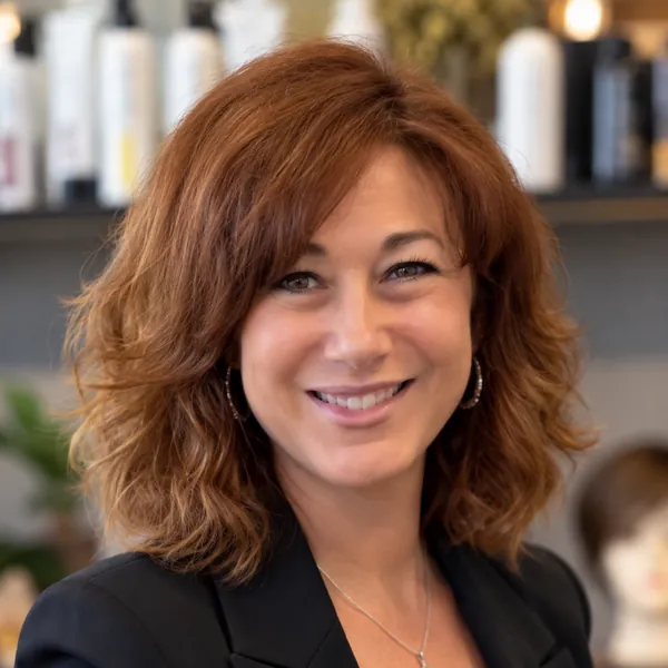 Portrait de Sonia Jo, socio-coiffeuse